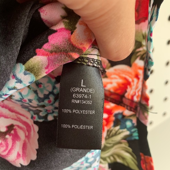 Floral party shorts - Picture 4 of 4